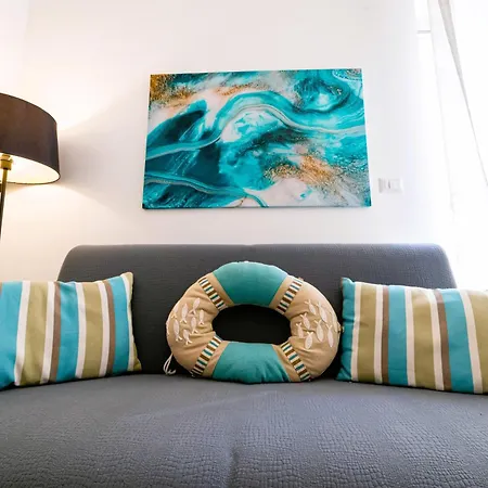 Daire Mare E Castello