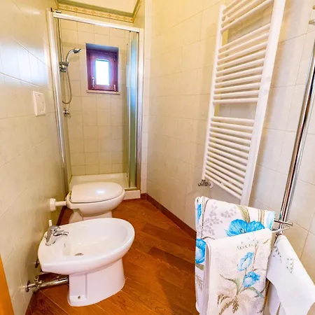 Mare E Castello Daire Manfredonia