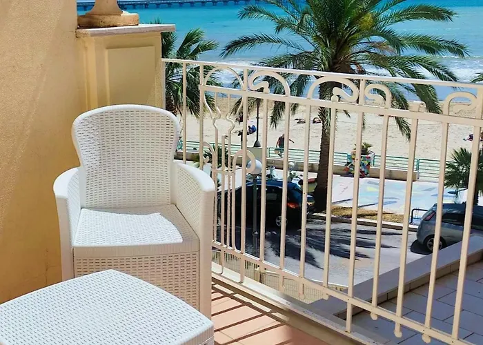 Mare E Castello * מנפרדוניה